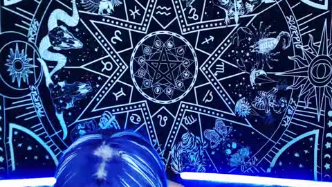 caroline online show from March 2026 07:31:02 PM