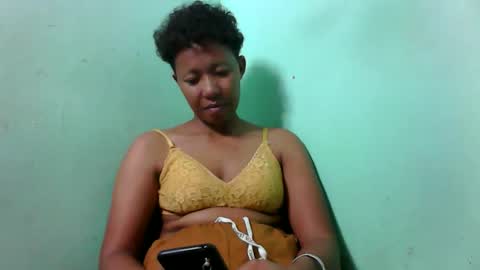 noellah online show from September 2025 08:36:01 PM