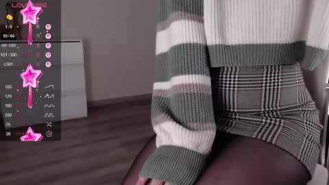 noelleneptune online show from September 2025 12:27:02 PM