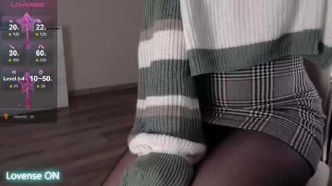 noelleneptune online show from December 2025 08:36:02 PM