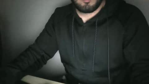 nogueiira98 online show from May 2026 01:02:02 AM