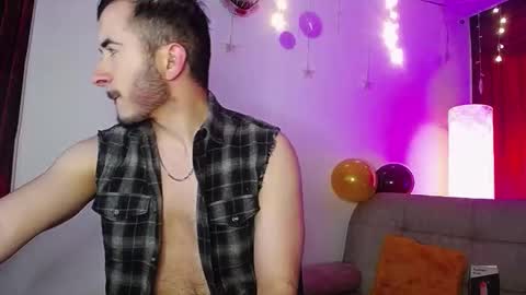 Snapshot of noha_lux1 chatting on September 2025 12:37:02 PM Noha Lux online show from September 2025 12:37:02 PM
