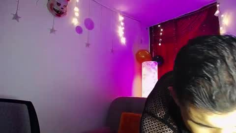 Snapshot of noha_lux1 chatting on September 2025 01:02:01 PM Noha Lux online show from September 2025 01:02:01 PM