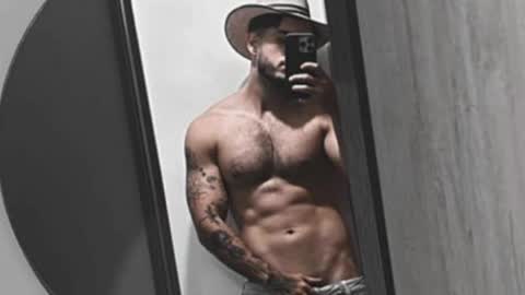 Snapshot of noha_miler chatting on April 2026 12:08:01 AM kevin online show from April 2026 12:08:01 AM