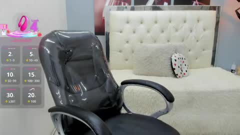 Snapshot of noha_scott chatting on April 2026 10:48:01 PM Noha Scott online show from April 2026 10:48:01 PM