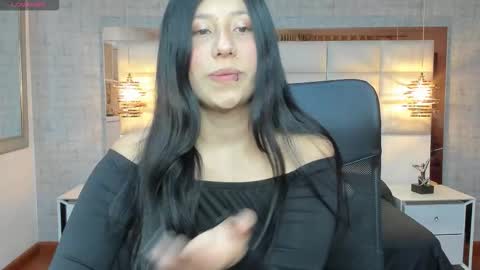  Nohemi   online show from September 2025 07:02:02 PM