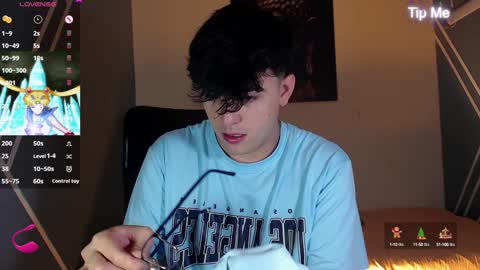 Snapshot of nolan_twink chatting on December 2024 05:35:02 PM Nolan online show from December 2024 05:35:02 PM