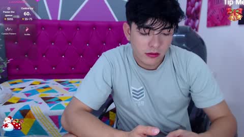 Snapshot of nolan_twink chatting on December 2024 11:23:02 PM Nolan online show from December 2024 11:23:02 PM