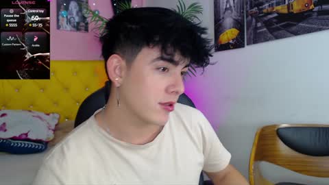 Snapshot of nolan_twink chatting on January 2025 05:41:01 PM Nolan online show from January 2025 05:41:01 PM