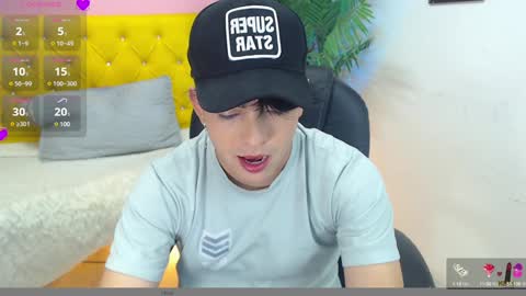 Snapshot of nolan_twink chatting on January 2025 06:18:01 PM Nolan online show from January 2025 06:18:01 PM