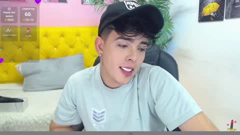 Snapshot of nolan_twink chatting on January 2025 10:01:01 PM Nolan online show from January 2025 10:01:01 PM