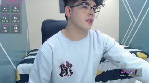 Snapshot of nolan_twink chatting on February 2025 06:08:02 PM Nolan online show from February 2025 06:08:02 PM