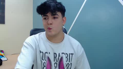 Snapshot of nolan_twink chatting on March 2025 05:33:02 PM Nolan online show from March 2025 05:33:02 PM