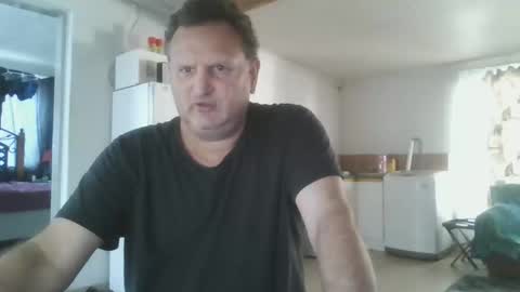 Snapshot of nollie244 chatting on April 2026 06:32:01 AM Nollie online show from April 2026 06:32:01 AM