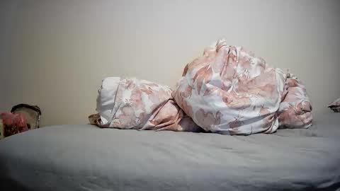 NonBinaryNicky online show from March 2026 09:59:02 PM