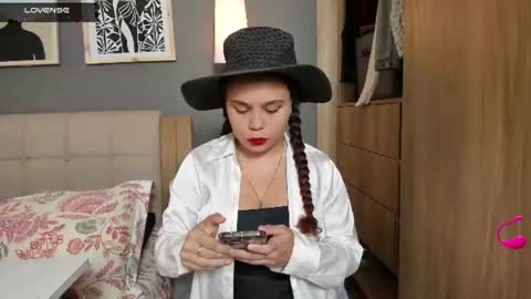 Soy Ash online show from June 2026 10:14:02 PM