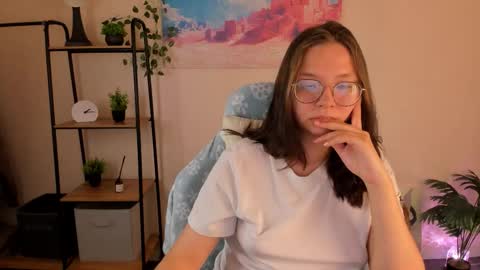 NOORA online show from October 2025 01:27:02 AM