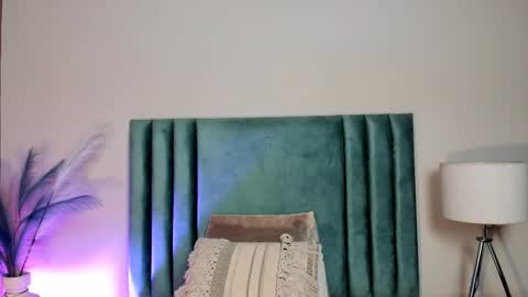 Nora Da Silva online show from January 2026 12:56:01 AM