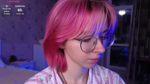 Nora Failure online show from October 2025 01:09:01 PM