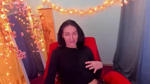 Nora online show from February 2026 09:13:01 PM