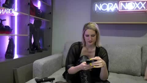 NoraNoxx online show from June 2026 08:33:01 PM