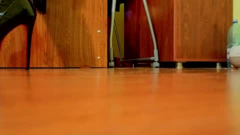 QueenManifest online show from April 2026 07:55:02 AM