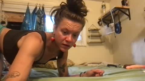 Snapshot of norabarnacle93 chatting on July 2026 07:10:02 PM Nora and Jim 3 online show from July 2026 07:10:02 PM