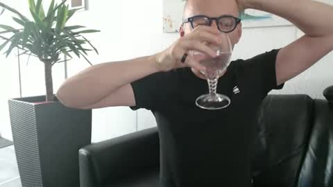 Snapshot of nordicrunner76 chatting on June 2026 10:13:02 AM nordicrunner76 online show from June 2026 10:13:02 AM