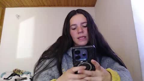 Snapshot of noreen_ chatting on May 2026 09:00:01 PM noreen_ online show from May 2026 09:00:01 PM