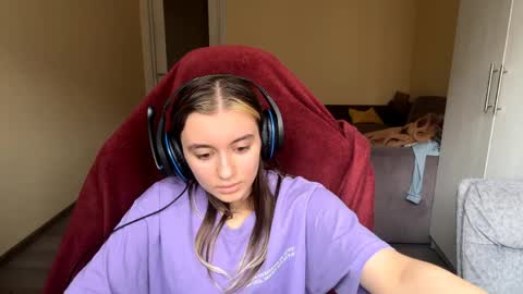 Elena online show from April 2026 07:25:02 AM