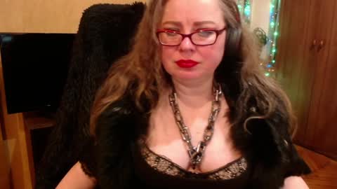 Snapshot of norma_gin chatting on December 2024 11:02:01 PM miss Tress online show from December 2024 11:02:01 PM