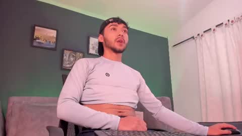 norman_big_cock online show from June 2026 12:04:02 PM