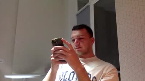 Justin online show from April 2026 09:15:02 PM