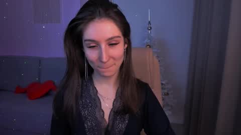 Hazel online show from February 2025 09:42:02 PM