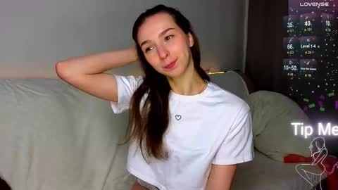 Hello My name is Helene NTMU  Finger up if u like what u see online show from December 2025 02:26:01 PM