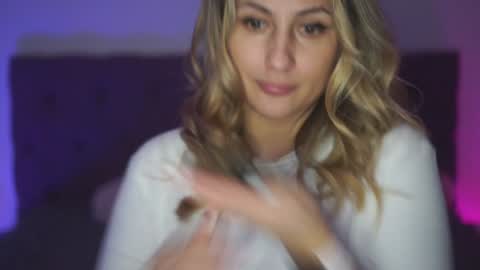 Snapshot of notamericanpie23 chatting on December 2024 12:31:01 AM Tina online show from December 2024 12:31:01 AM