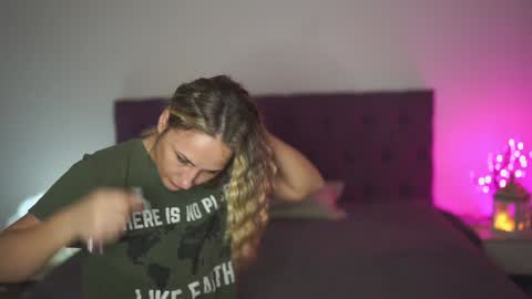 Snapshot of notamericanpie23 chatting on January 2025 08:47:02 PM Tina online show from January 2025 08:47:02 PM