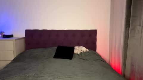 Snapshot of notamericanpie23 chatting on November 2025 08:51:01 PM Tina online show from November 2025 08:51:01 PM