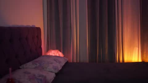 Snapshot of notamericanpie23 chatting on February 2026 07:43:01 PM Tina online show from February 2026 07:43:01 PM