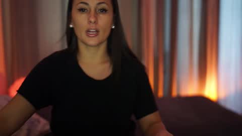 Snapshot of notamericanpie23 chatting on February 2026 02:13:01 PM Tina online show from February 2026 02:13:01 PM