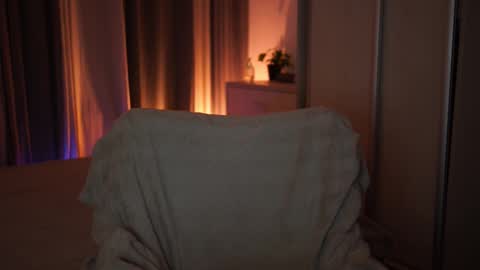 Snapshot of notamericanpie23 chatting on February 2026 09:35:01 PM Tina online show from February 2026 09:35:01 PM