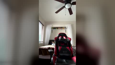 Snapshot of notmeantforeggs chatting on March 2026 03:06:01 PM notmeantforeggs online show from March 2026 03:06:01 PM