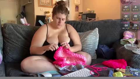 Snapshot of noturbabymoms chatting on September 2025 03:23:01 PM NotUrBabyMoms online show from September 2025 03:23:01 PM