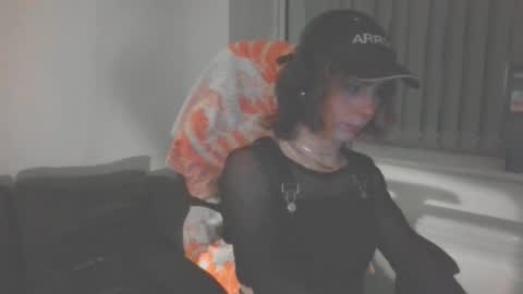 Lucy online show from December 2025 05:14:02 AM