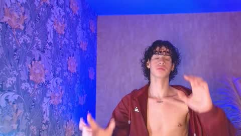 Nova Salvatore online show from February 2026 04:08:01 AM