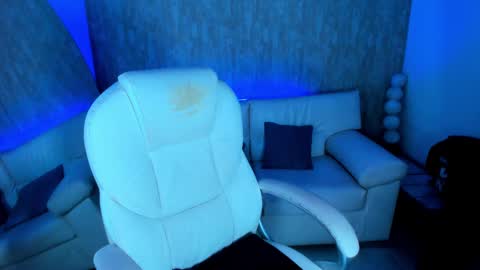 nova online show from September 2025 04:45:02 AM