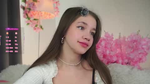Dina online show from October 2025 01:23:01 AM