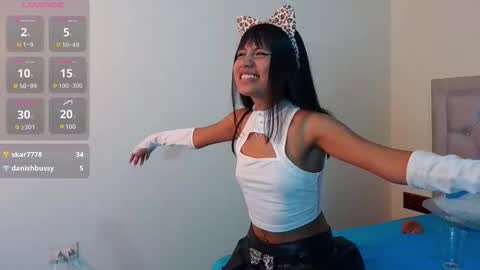 NubesNubladas online show from October 2025 07:48:02 PM