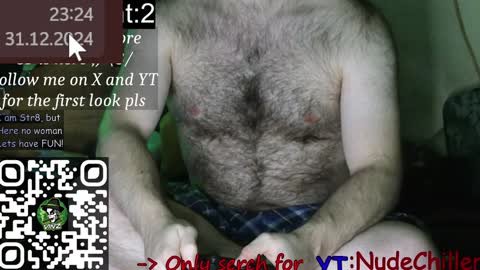 Snapshot of nudechiller chatting on December 2024 10:23:02 PM Vinz... online show from December 2024 10:23:02 PM