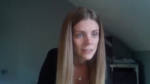 Alice  Nudgeman online show from October 2025 01:40:02 PM